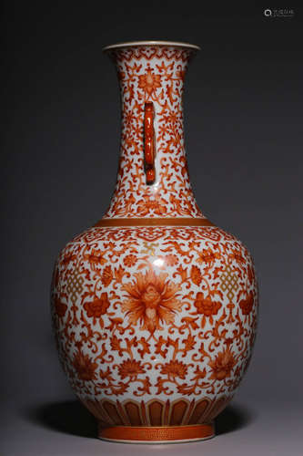 Qing Dynasty, alum red flower double ear bottle