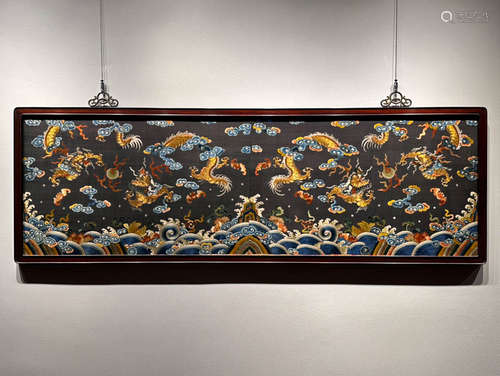 Qing Dynasty, exquisite Beijing embroidery with dragon patte...