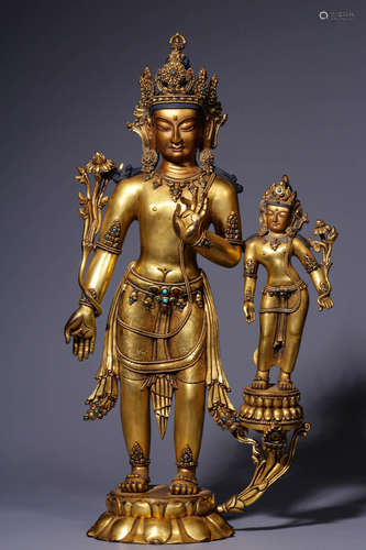 In the Qing Dynasty, a bronze gilded statue of Guanyin with ...