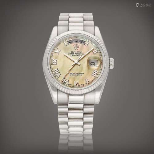 RolexDay-Date, Reference 118239 |  A white gold wristwatch w...