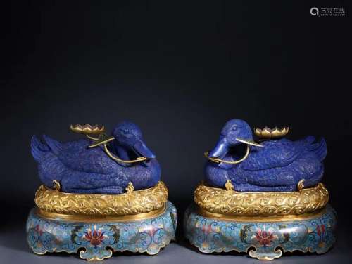 Qing Dynasty filigree enamel inlaid with lapis lazuli orname...