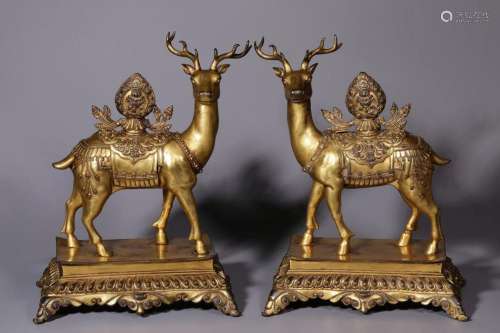 Bronze gilded double deer ornaments of the Qing Dynasty