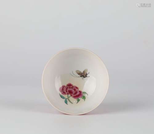 Chinese colored floral patterns porcelain bowl, Yongzheng