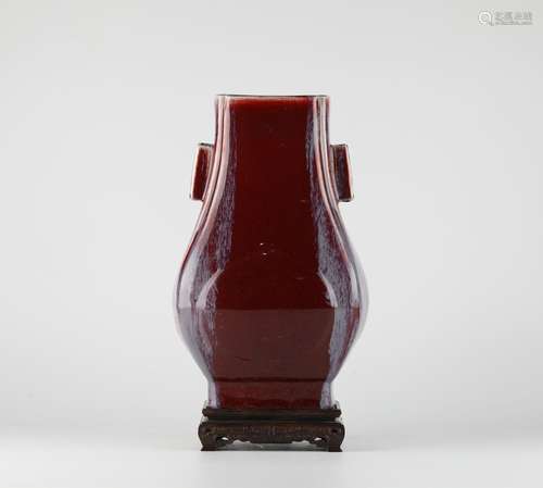 Chinese red porcelain vase, 19th century