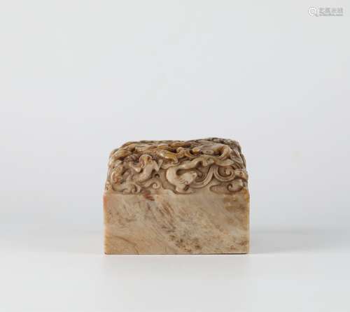 Chinese Palace Shoushan Stone Carved Seal