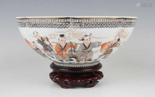 A Chinese eggshell porcelain bowl