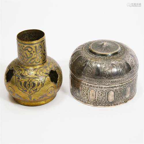 Two Islamic Silvered Metal Vessels, 19th/20th Century, 十九/...