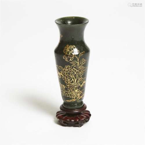 A Spinach Jade Miniature Vase, Republican Period, Early 20t
