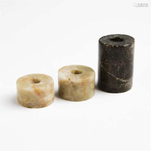 Three Archaistic Hardstone Tubular Beads, 硬石雕管型饰一