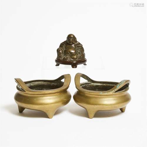 Two Bronze Censers and a Bronze Buddha, 19th Century, 十九世...