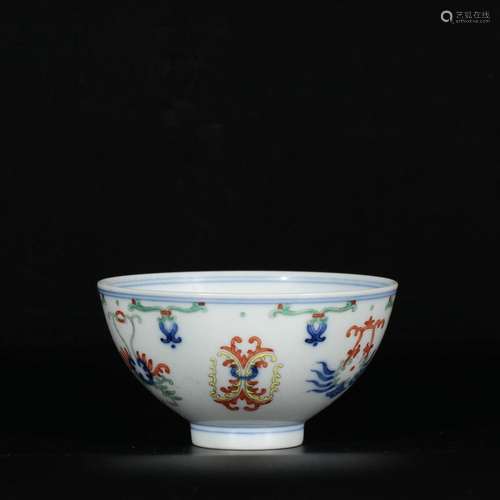 Doucai Flower Pattern Bowl