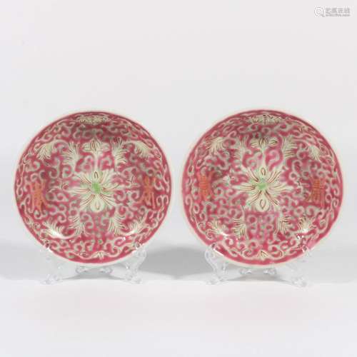 Pair of Carmine Ground Wrapped Flower Plates