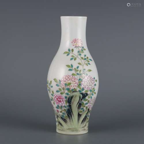 Olive vase with pastel peony flower inscription