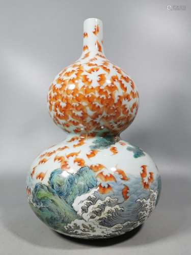 Pastel alum red bat pattern gourd bottle