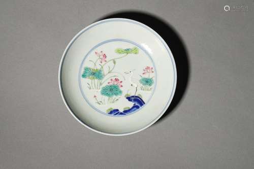 A QING DYNASTY BIRD AND FLORAL DISH