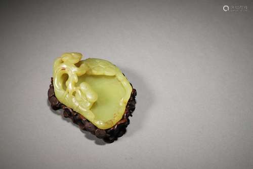 A QING YELLOW JADE CARVING