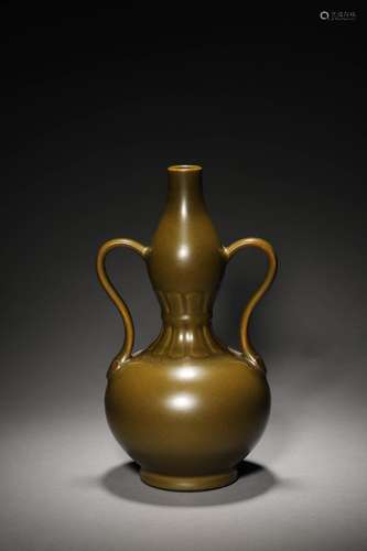 A QING TEADUST VASE