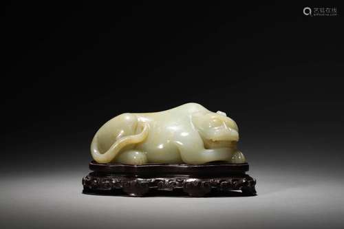 A QING JADEITE ORNAMENT