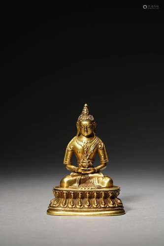 A QING GILT BRONZE BUDDA FIGURE