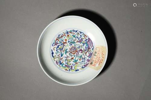 A QING QIANLONG FLORAL DISH