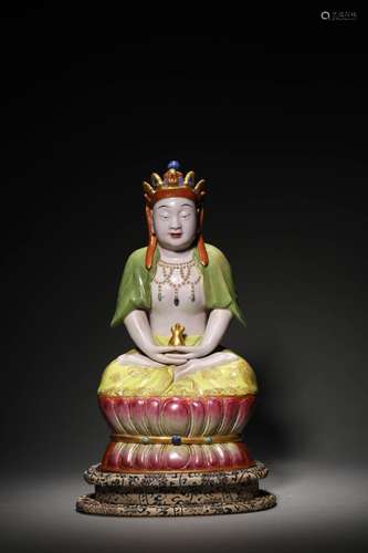 A QING PROCELAIN BUDDA FIGURE