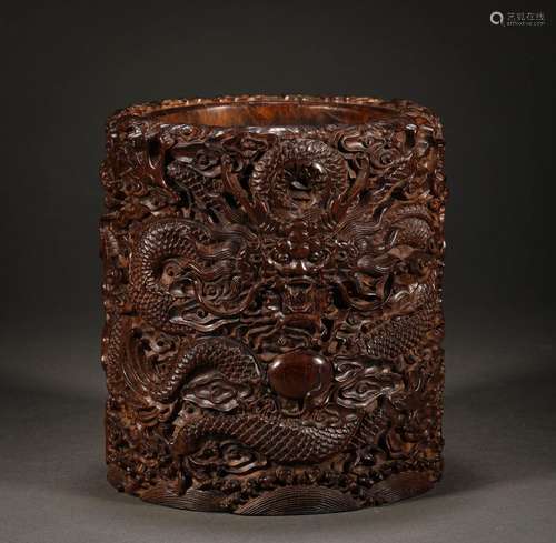 Qing Dynasty Pear Woodcut Dragon Pen Holder