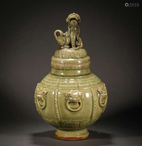 Longquan Kiln Animal Button Jar Before Ming Dynasty