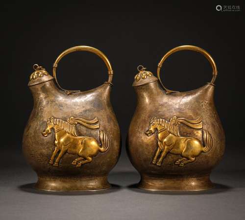 Pre-Ming Dynasty Gilt Ewer with Horse Title and Cup Design