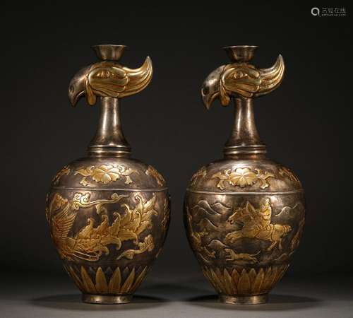 Gilt phoenix head and neck vase before Ming Dynasty