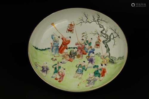 Famille Rose 100 Children Motif New Years Dish, Jiaqing Mark