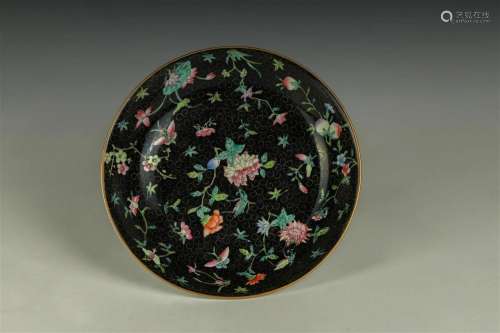 Famille Noir Mille Fleurs and Butterfly Dish, Daoguang Mark