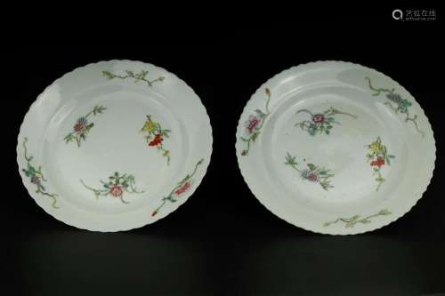 Pair Famille Rose Export-style Floral Spray dishes, Guangxu ...