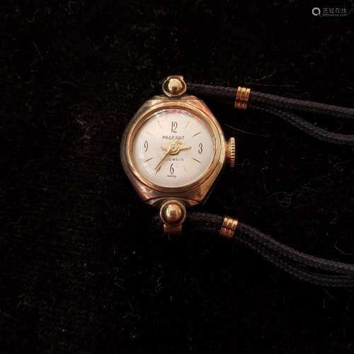 Vintage 10K gold filled 17J Pagent Ladies wristwatch