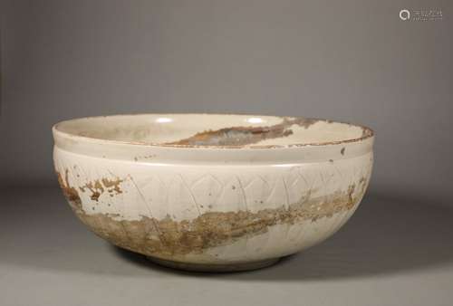 A Ding kiln bowl before the Ming Dynasty