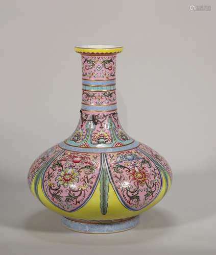 A Qing Dynasty Qianlong pastel vase