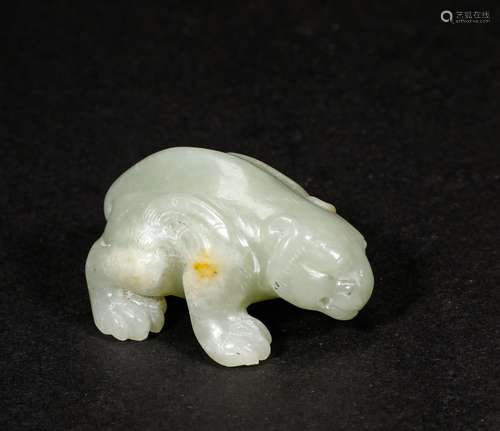 An ancient jade auspicious beast