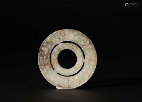 An ancient jade jade with a tadpole pattern