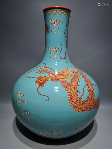 Blue-glazed alum-red dragon-pattern celestial vase