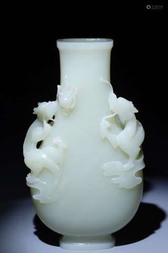 Hetian Jade Double Dragon Playing Bead Vase