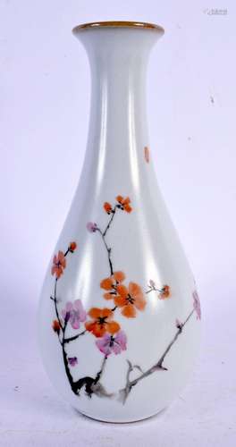 A BOXED JAPANESE TAISHO PERIOD SLENDER STONEWARE VASE painte...