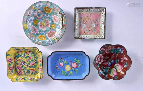 FIVE 19TH/20TH CENTURY CANTON ENAMEL DISHES. Largest 10 cm w...