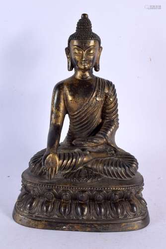 A 19TH CENTURY SINO TIBETAN BRONZE FIGURE OF A BUDDHA Qing. ...