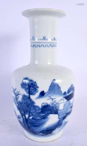 A CHINESE BLUE AND WHITE PORCELAIN MALLET VASE 20th Century....