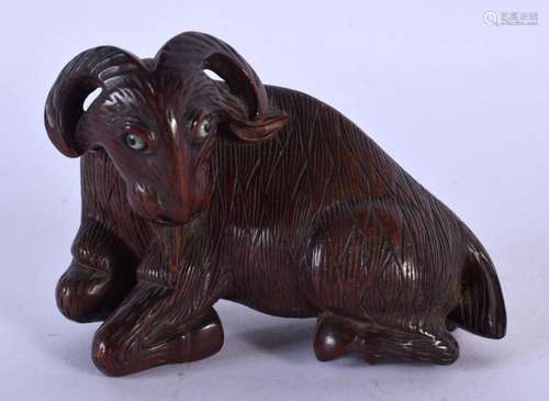 A 19TH CENTURY CHINESE CARVED BOXWOOD FIGURE OF A RAM Qing. ...