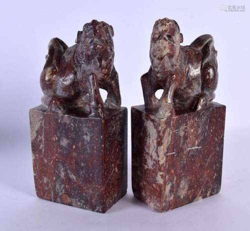 A PAIR OF 19TH CENTURY CHINESE CARVED SOAPSTONE SEALS Qing. ...