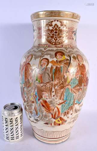 A LARGE 19TH CENTURY JAPANESE MEIJI PERIOD SATSUMA VASE pain...