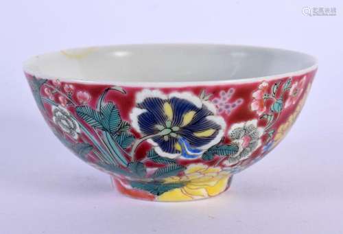 AN EARLY 20TH CENTURY CHINESE RUBY RED GROUND PORCELAIN BOWL...