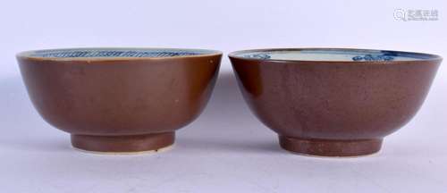 A PAIR OF LATE 17TH/18TH CENTURY CHINESE CAFE AU LAIT PORCEL...