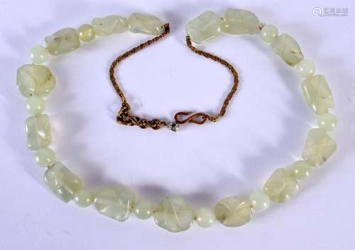 A CHINESE REPUBLICAN PERIOD JADE NECKLACE. 72 cm long.