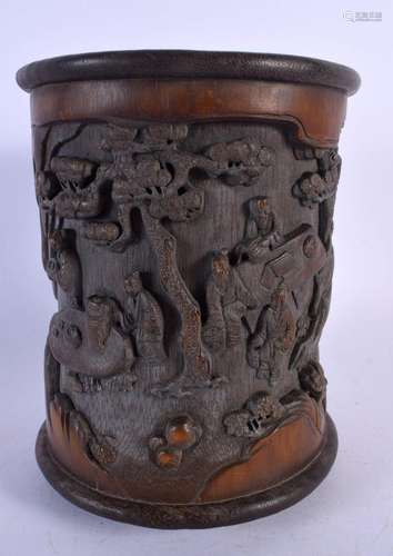 A CHINESE CARVED BAMBOO BITONG BRUSH POT 20th Century. 17 cm...